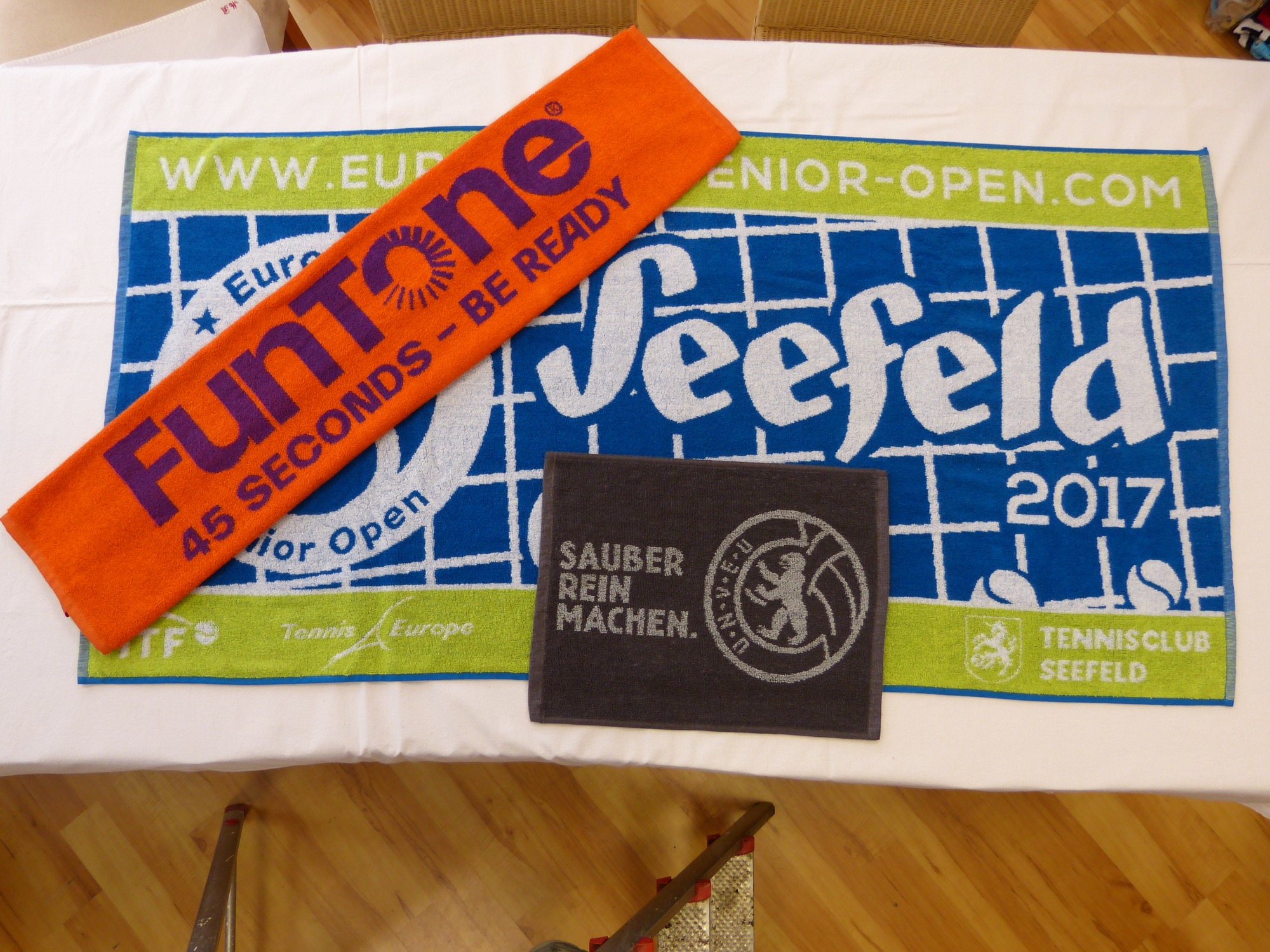 BVB Strandtuch Mit Stadion-Motiv - Baumwolle 150x75cm Schwarz/Gelb