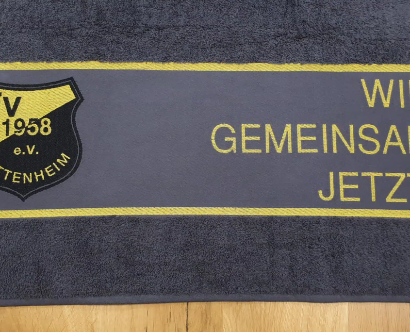 Handtuch mit Logo des FV Dittenheim