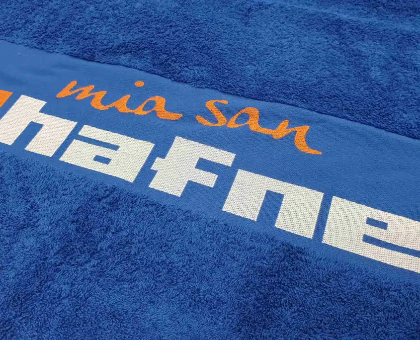 Badetuch mit Hafner Logo