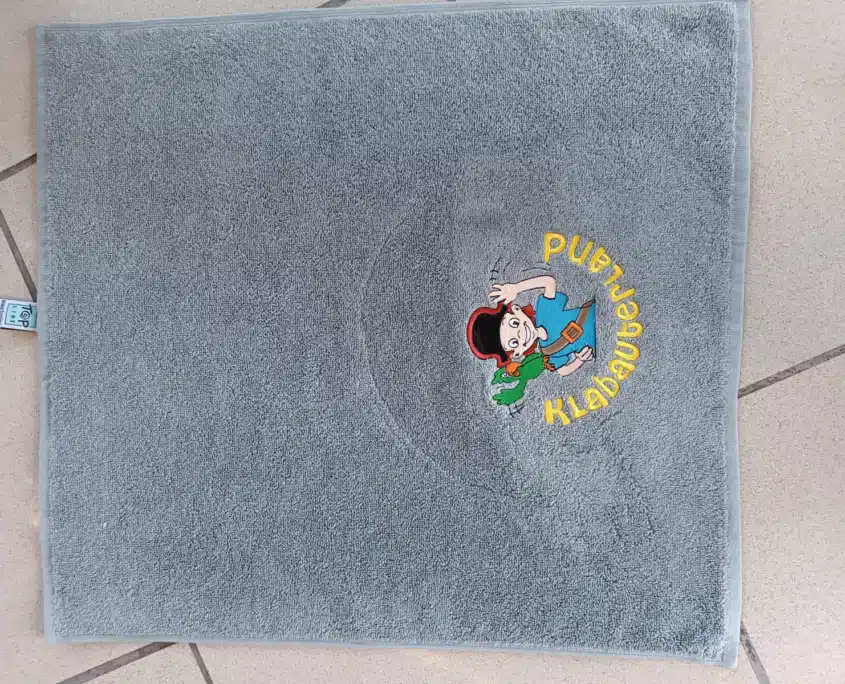 Handtuch mit Klabauterland Logo